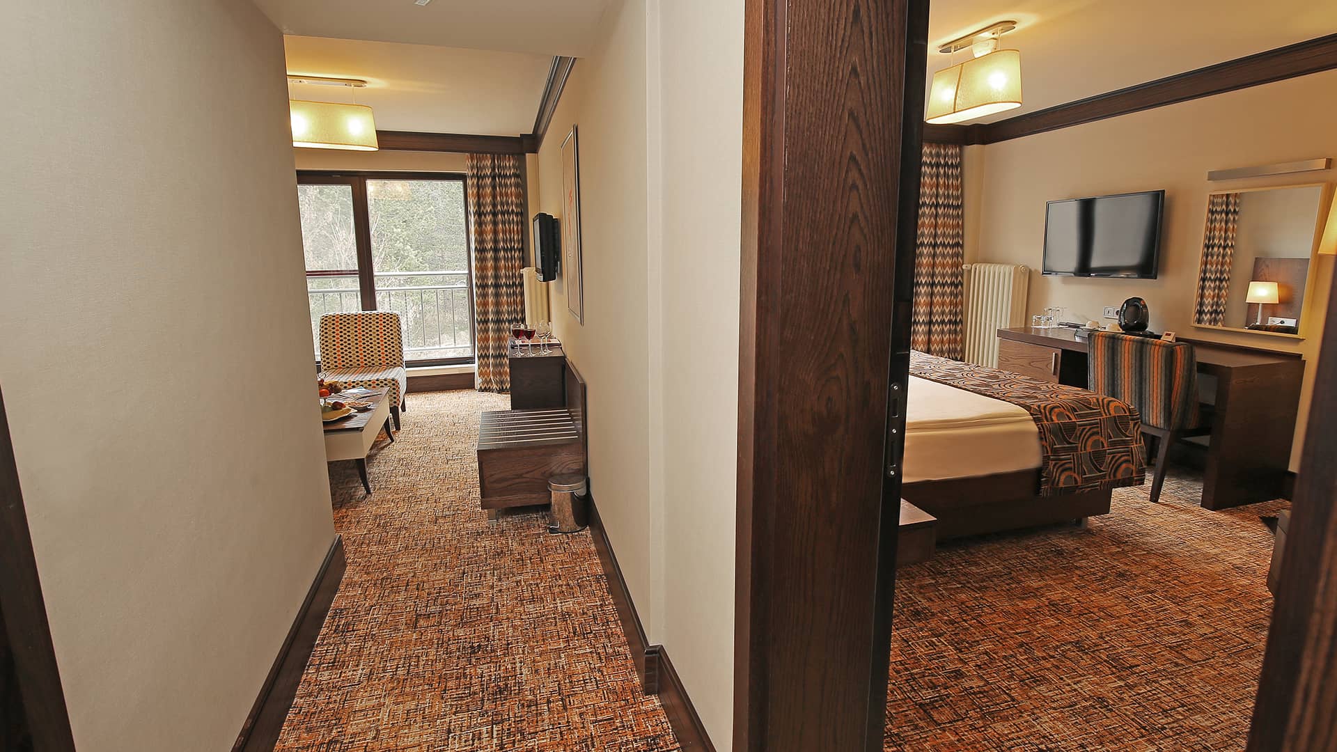 Forest View Suite Room